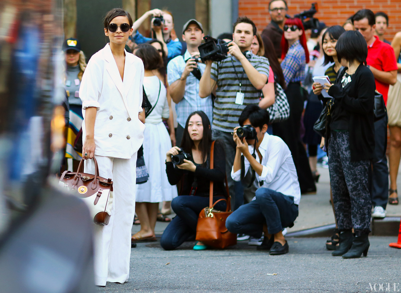 miroslava-duma-white-suit-ralph-lauren-bag-new-york-fashion-week-spring-2013-street-style.jpg