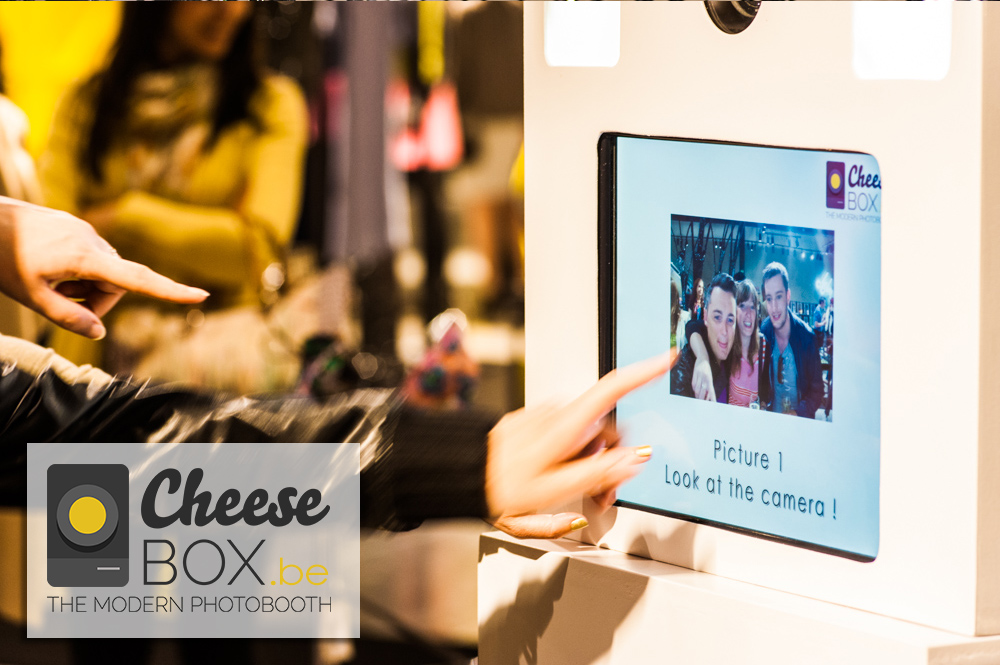 309d5328ea-Cheesebox-website-cover02.jpg